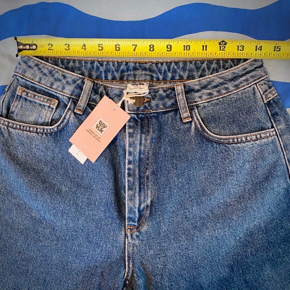 Lucy & Yak Dana Mom Jeans - Picture 4 of 9